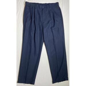Bolle Golf Pants Men's Size 34 x 33 Navy Blue Polyester Flat Front Chino Scuffed